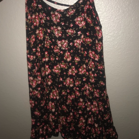 Summer dress - Picture 1 of 2